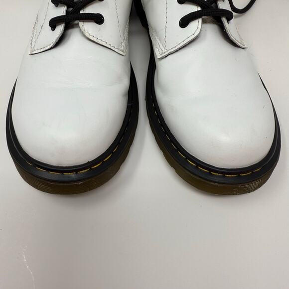 Dr Marten Boots Women's Size 6 White Eight Eye 1460 Combat Boots Preppy Moto - Picture 6 of 13